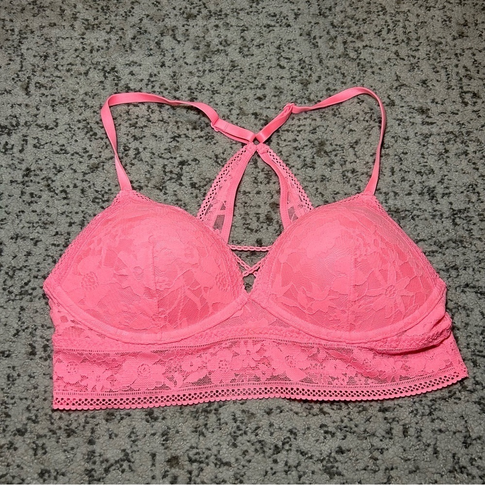 NWT Victoria’s Secret Pink Floral Laced Bralette Size Medium